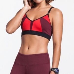 🆕 Alo Yoga Trace 2 Yoga Sports Bra
